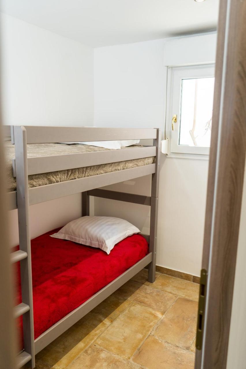 A Suara Di Mare Apartment *